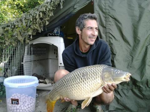 Stphane, notre reprsentant de la Drme, et l'un de ses 37 fish en 6 jours  la CAROTTA et WHITE !